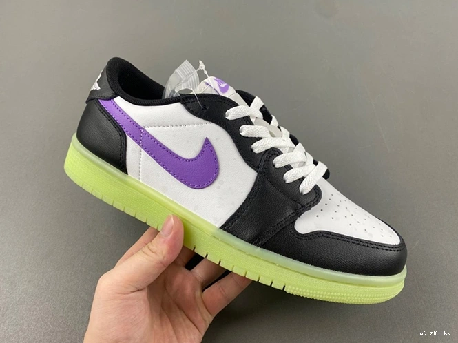 1 Retro Jordan OG  Low Durable HF0410-001 4 Black Raspberry 0811